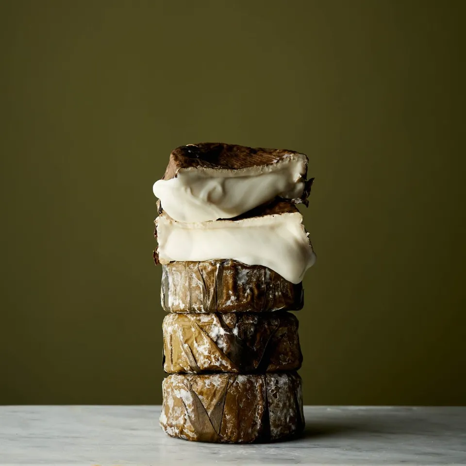 The Fine Cheese Co. Artisan Cheeses Eve fromage 125g lavé au brandy