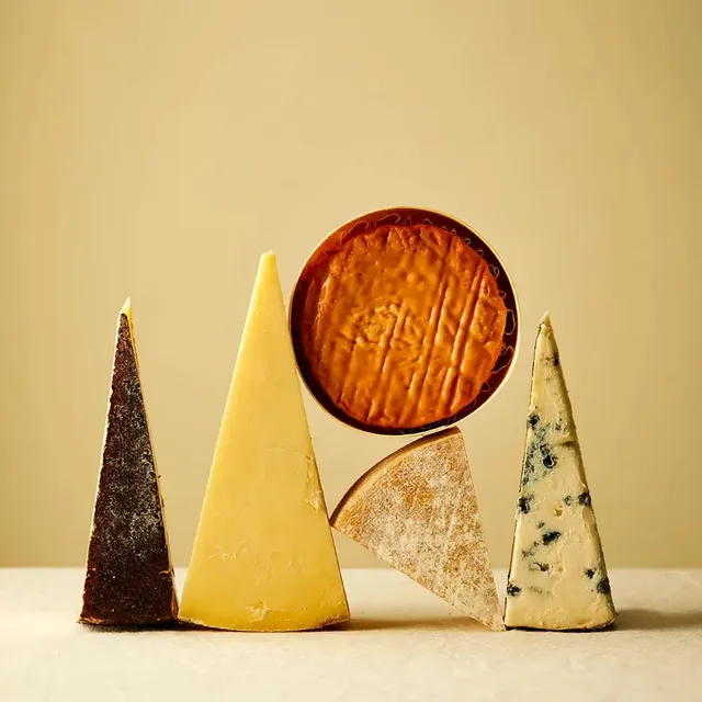 The Fine Cheese Co. Roar plateau fromages forts 5 fromages