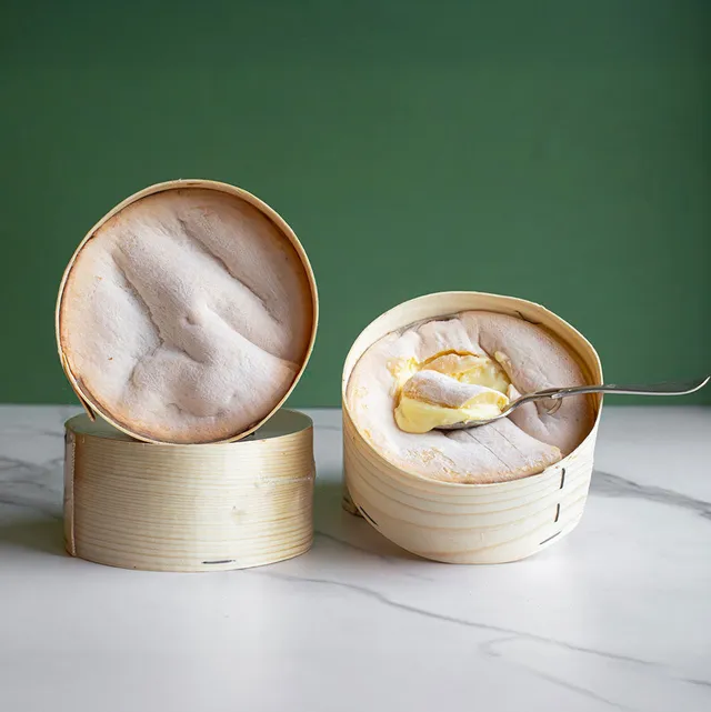 The Fine Cheese Co. Vacherin Mont d'Or fromage 400g