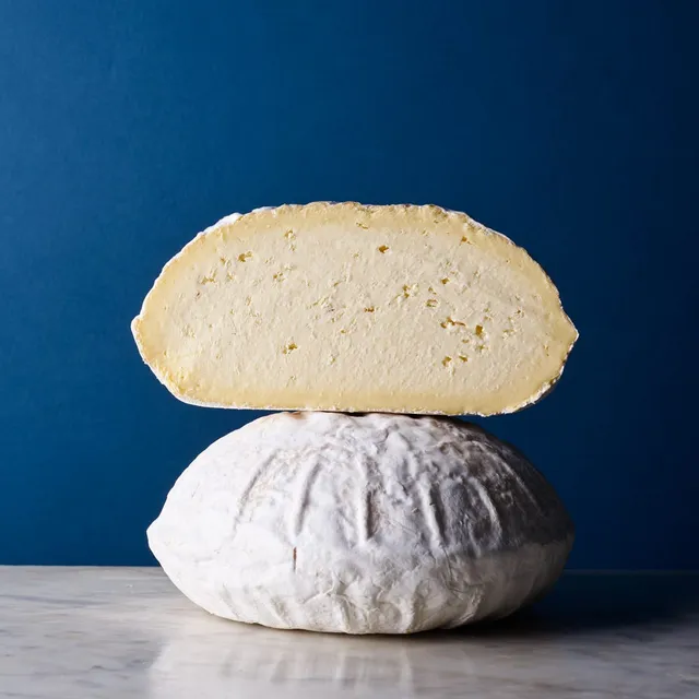 The Fine Cheese Co. Sharpham Rustic fromage 250g vache Jersey