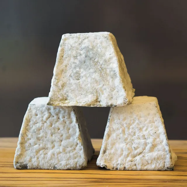 Jacquin Petit Valençay fromage chèvre 110g Loire