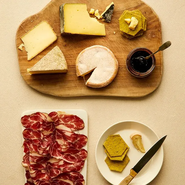 The Fine Cheese Co. Big Country plateau fromages charcuterie