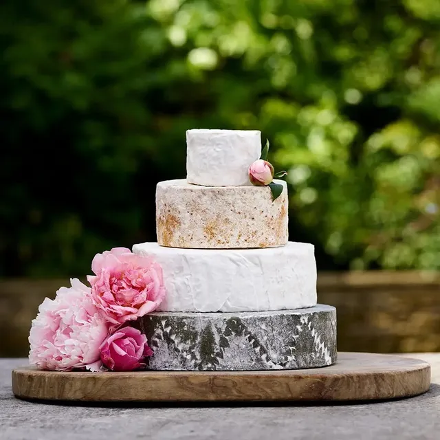 The Fine Cheese Co. Ava Gâteau de Fromage Mariage 4 étages