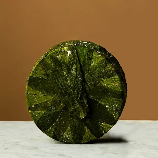 The Fine Cheese Co. Artisan Cheeses Wild Garlic Yarg fromage 1,7kg