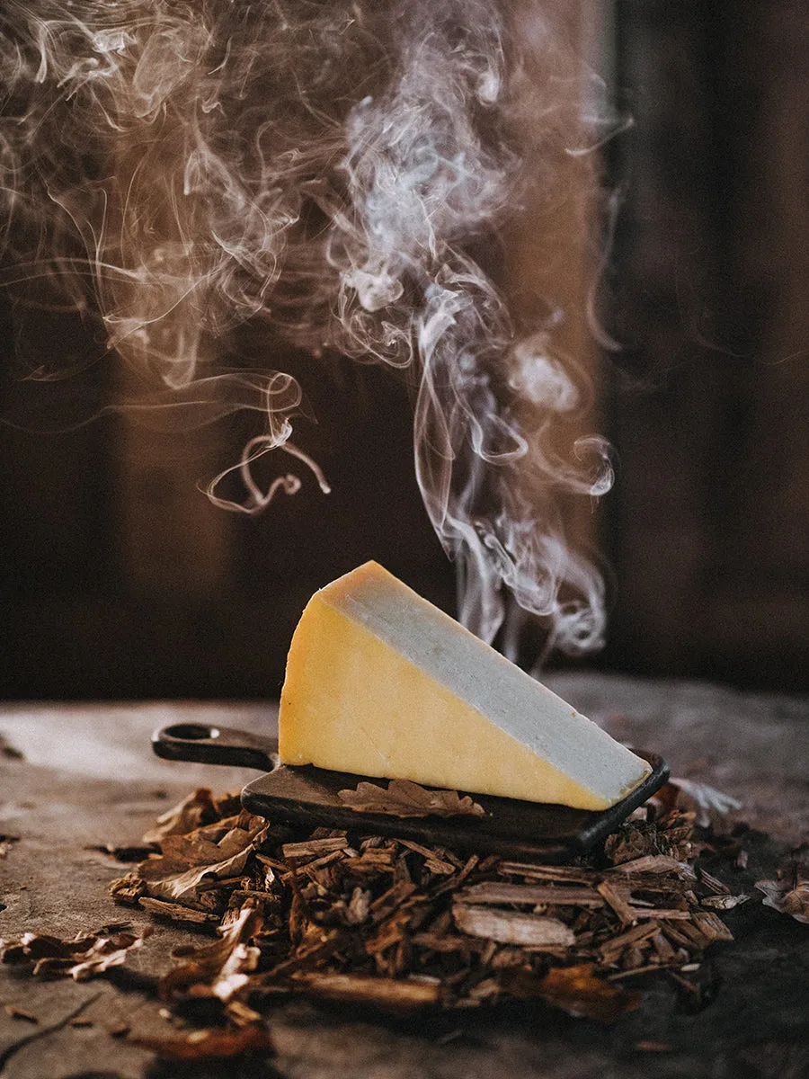 Quicke's Oak Smoked Cheddar fumé chêne 200g affiné