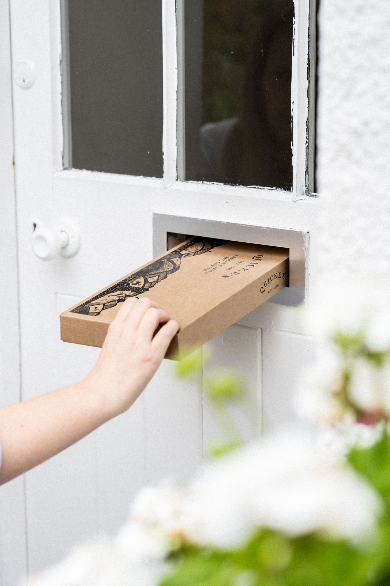 Quicke's Letterbox coffret fromage chocolat 3 cheddars