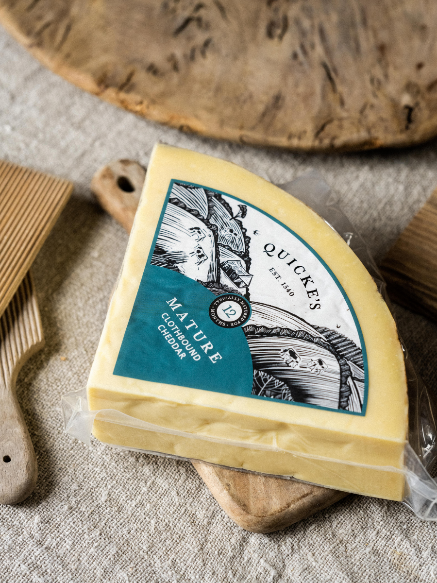 Quicke's Mature Clothbound Cheddar fromage cheddar 200g affiné