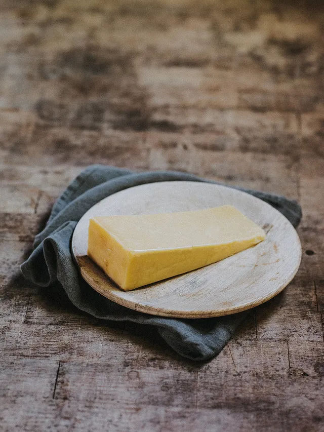 Quicke's Buttery Clothbound Cheddar fromage cheddar 200g doux