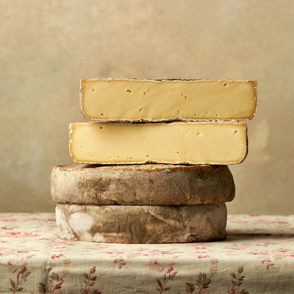 The Fine Cheese Co. Saint Nectaire Fermier fromage vache 530g