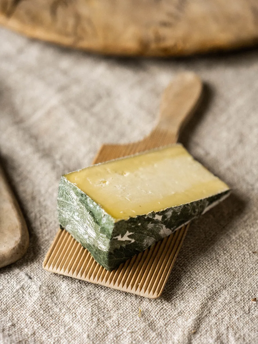 Cornish Yarg fromage anglais orties 200g crémeux
