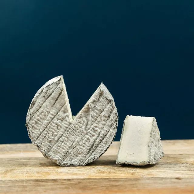 THE FINE CHEESE CO. Galet de Tours fromage chèvre 130-160g