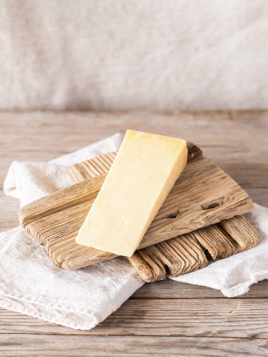Quicke's Mature Clothbound Cheddar fromage cheddar 200g affiné