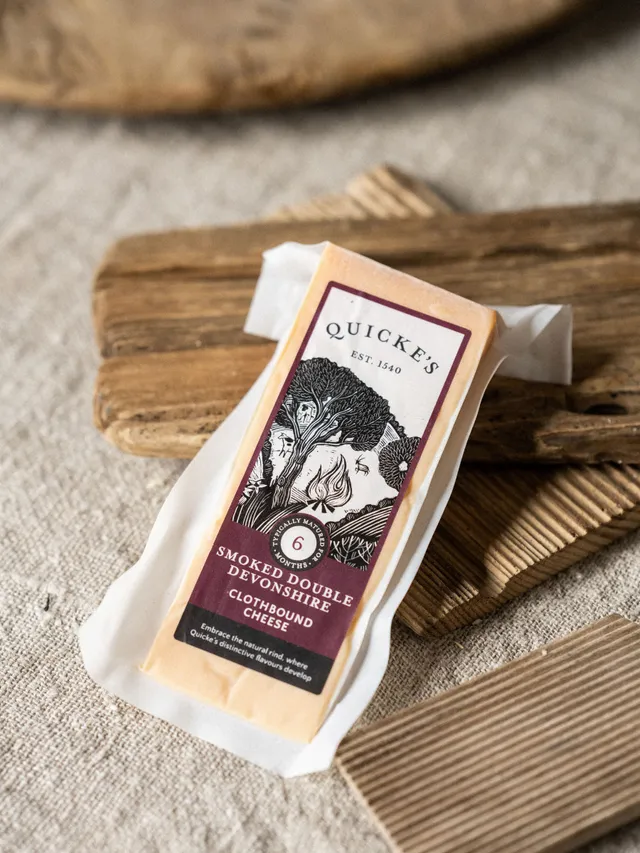 Quicke's Smoked Double Devonshire fromage fumé 200g chêne