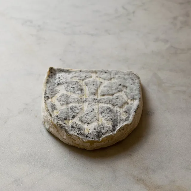 The Fine Cheese Co. Artisan Templier fromage vache 150g-180g croix