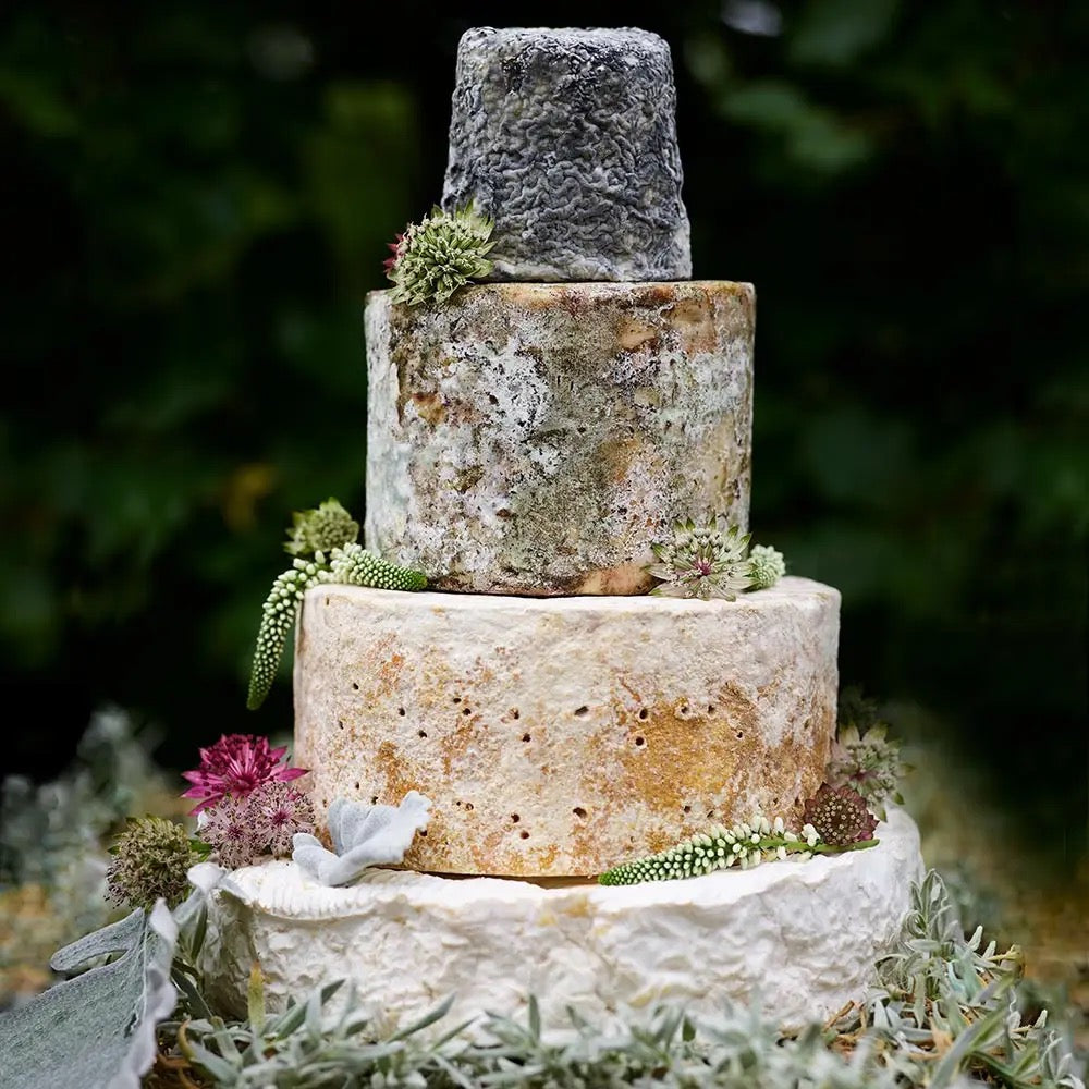 The Fine Cheese Co. Elizabeth Wedding Cake pièce montée 4 étages