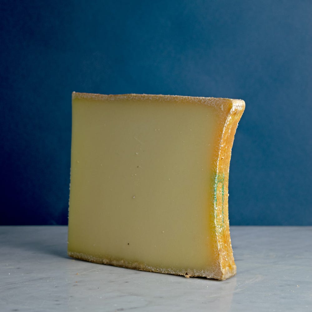 The Fine Cheese Co. Artisan Beaufort d’Été AOP Fromage 250g Lait Vache