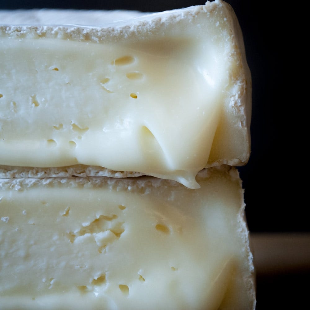 The Fine Cheese Co. Mini Wigmore fromage brebis 180g fondant