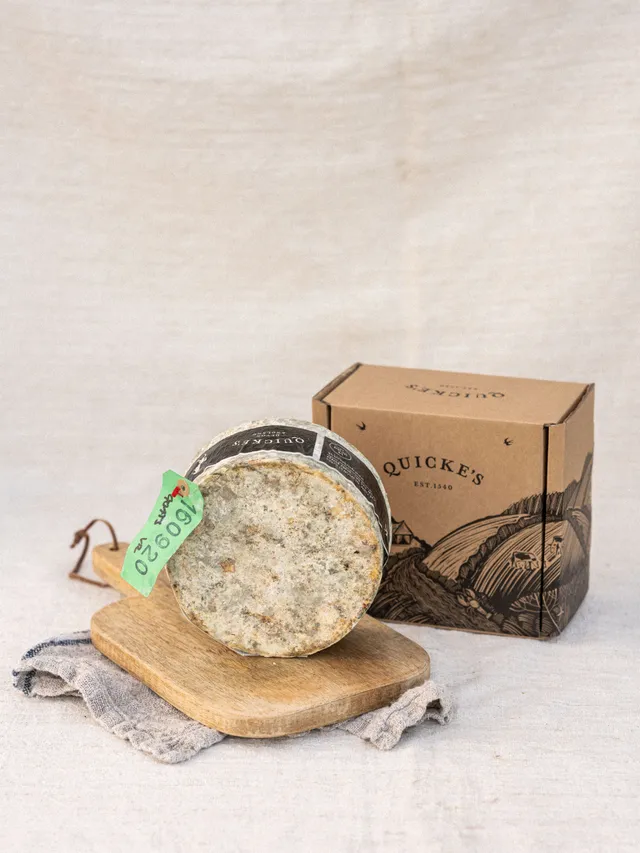 Quicke's Truckle fromage chèvre affiné 1,8 kg lait chèvre