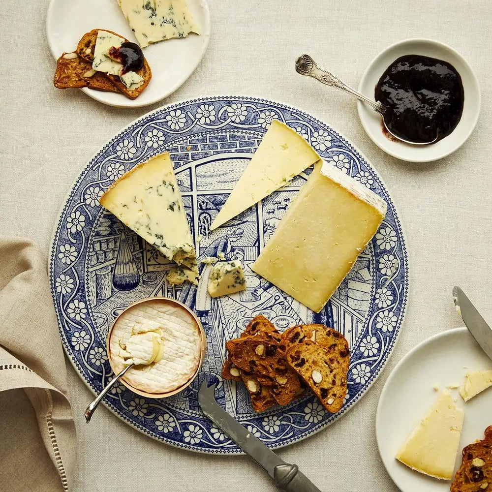 The Fine Cheese Co. Presented in Style coffret plateau 3 fromages