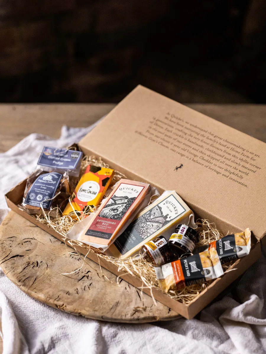 Quicke's Letter Box Cheese & Sweet Treats coffret fromage lettre