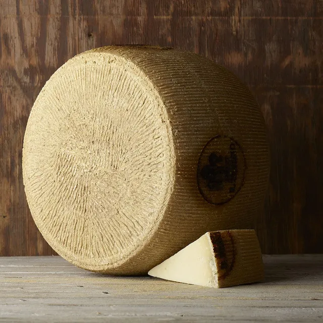 The Fine Cheese Co. Pecorino Riserva del Fondatore fromage 250g brebis