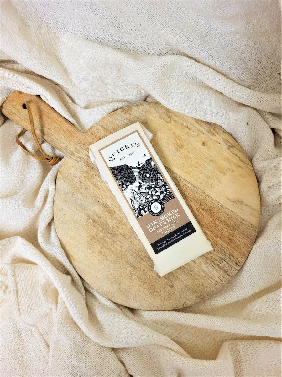 Quicke's Goat & Territorial Oak Smoked fromage chèvre 200g fumé