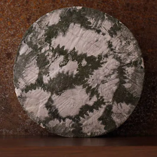 THE FINE CHEESE CO. Cornish Yarg fromage orties 3,5kg entier