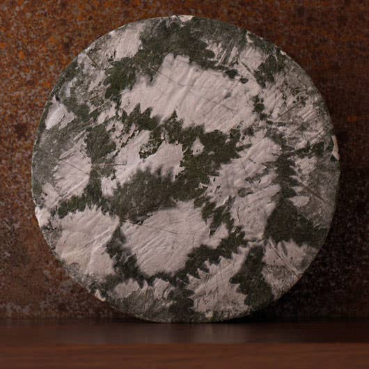 THE FINE CHEESE CO. Cornish Yarg fromage orties 3,5kg entier