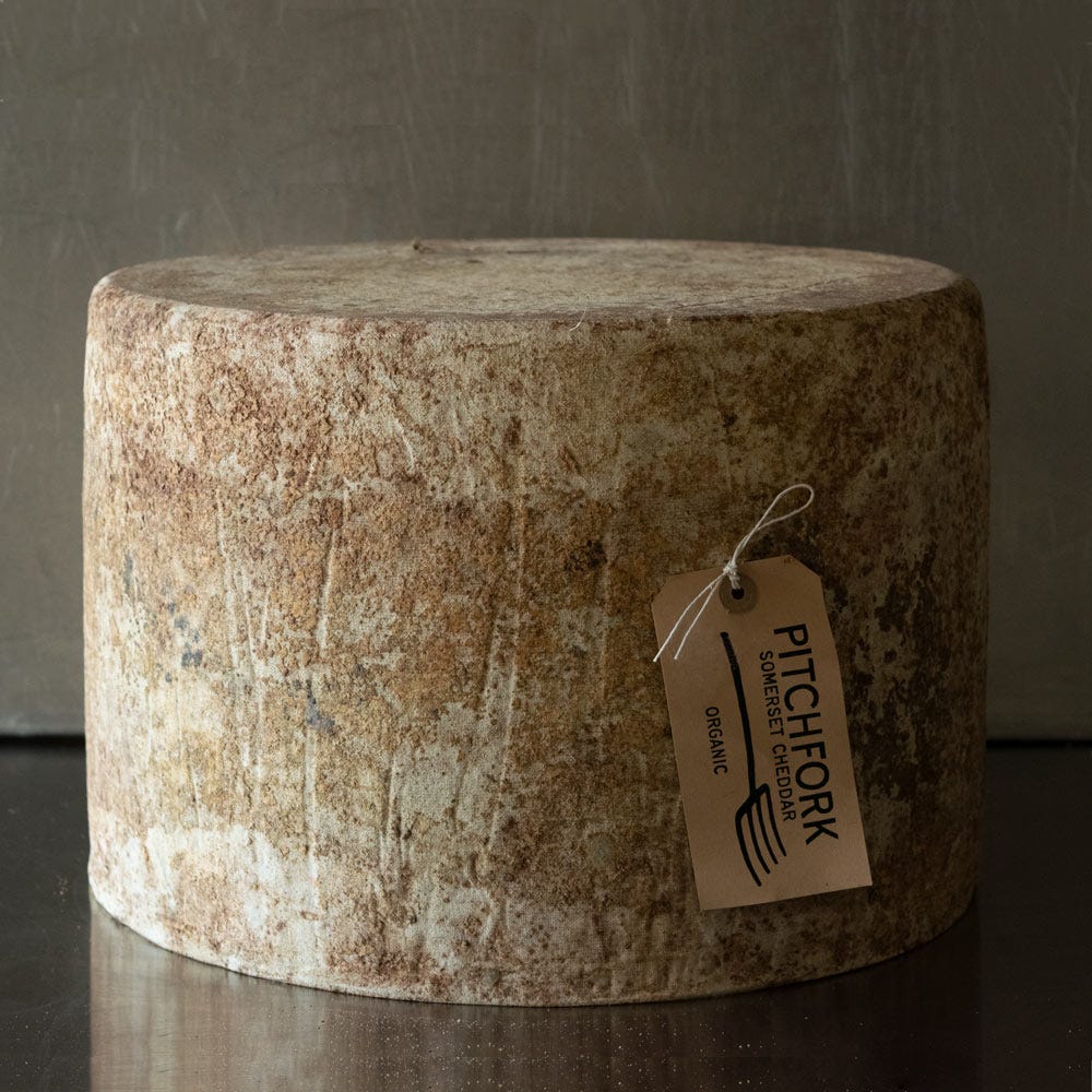 The Fine Cheese Co. Pitchfork Somerset Cheddar fromage vache 250g