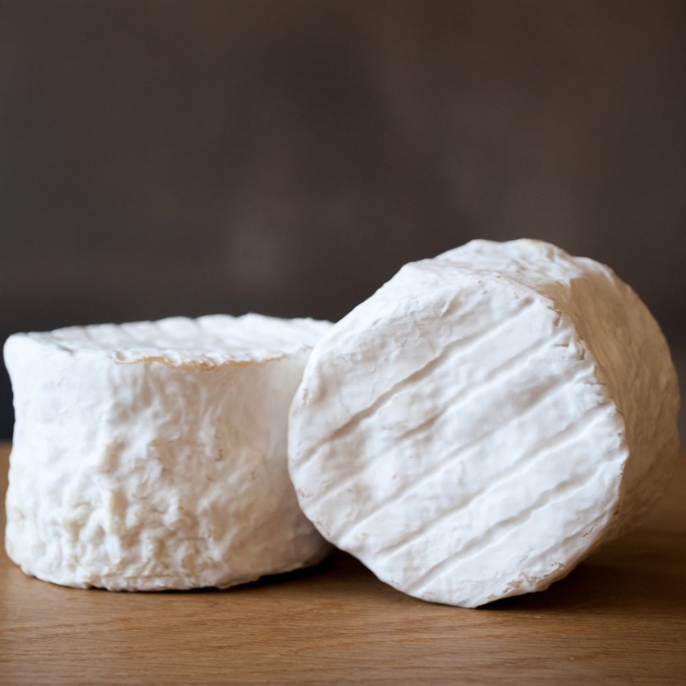 The Fine Cheese Co. Chaource fromage vache crémeux 250g